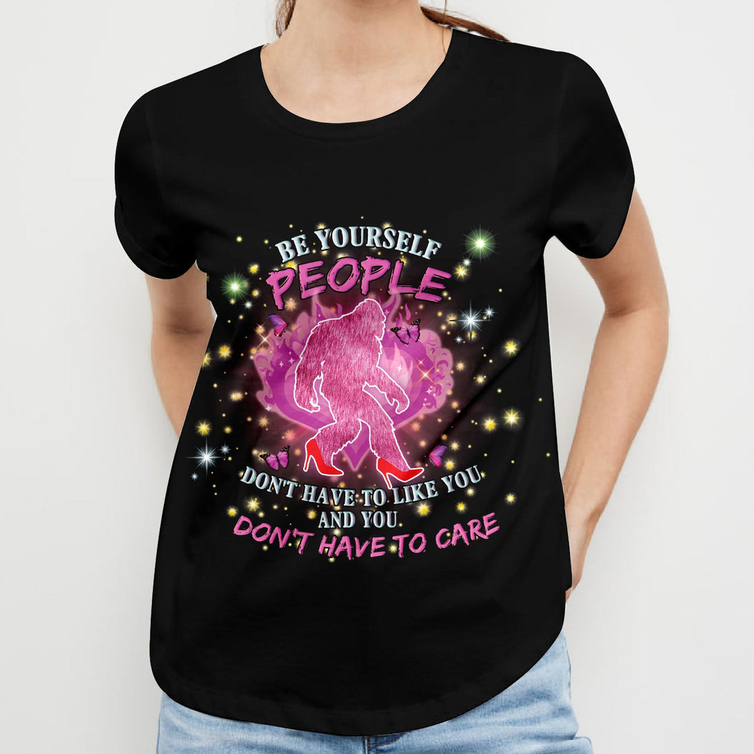 Be Yourself Bigfoot High Heel Walking All Over Print T-Shirt / S